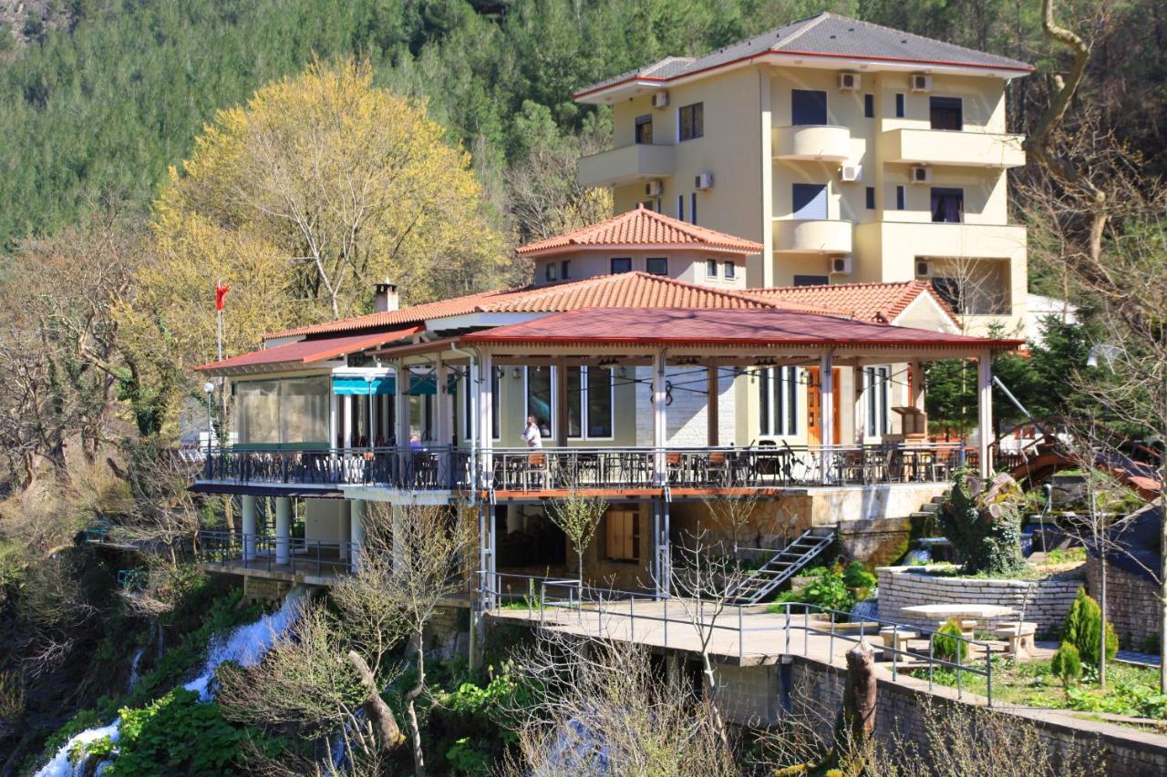 Hotel Gryka E Kelcyres Eksteriør bilde