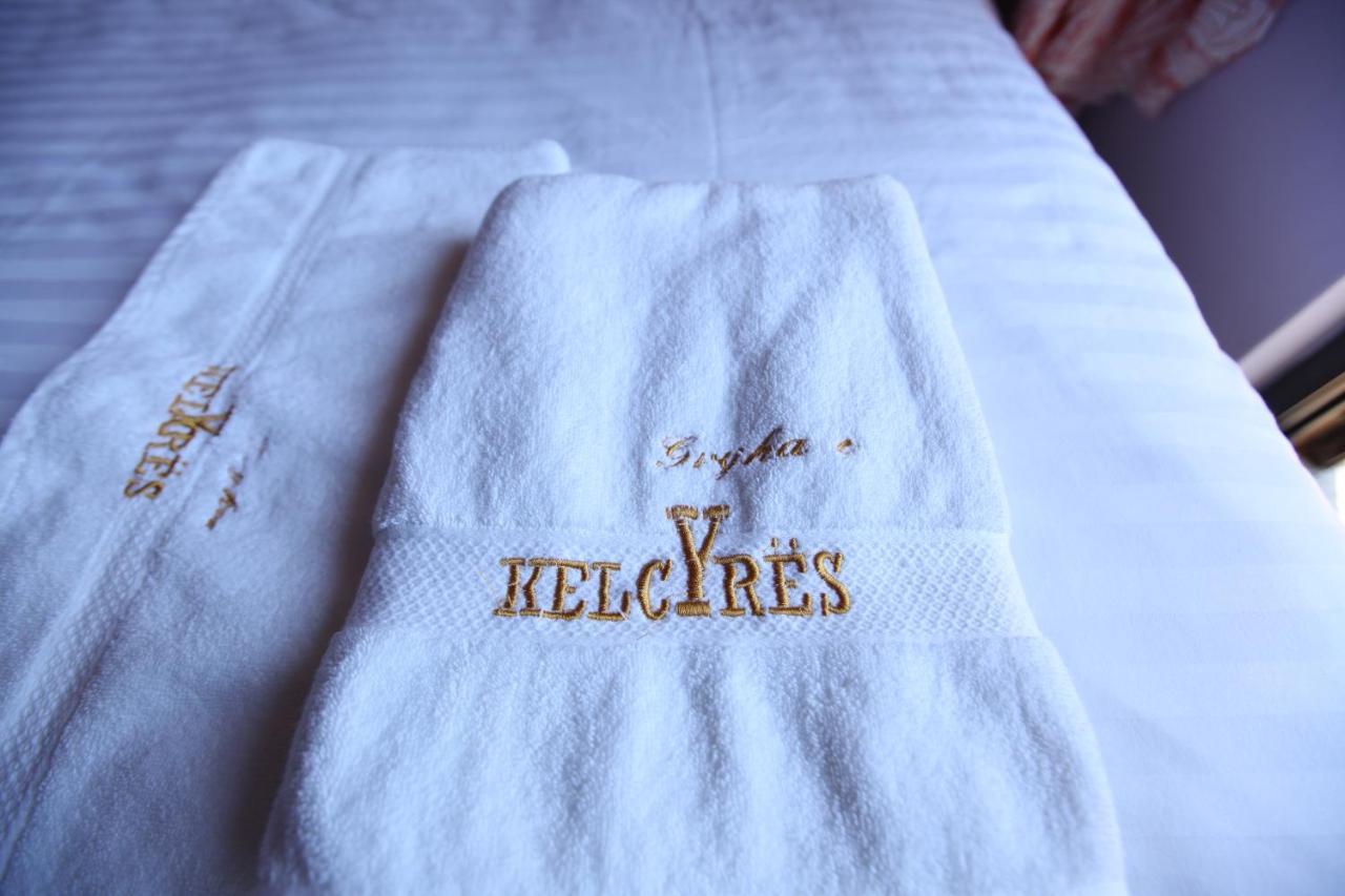 Hotel Gryka E Kelcyres Eksteriør bilde